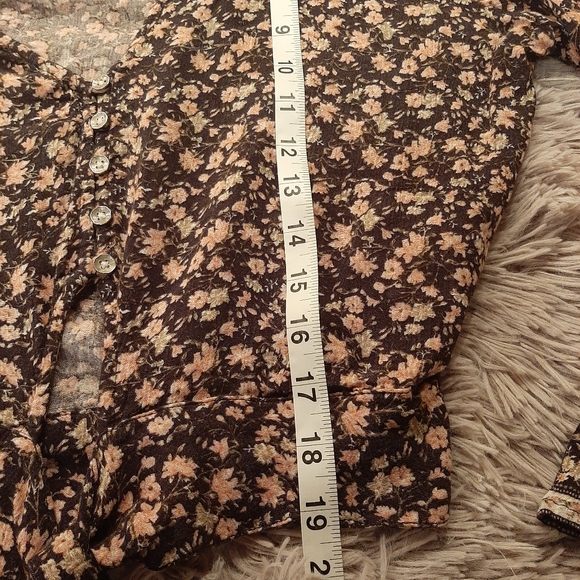 American Eagle Outfitters Women's Boho Floral Blouse Size Large - Picture 12 of 12